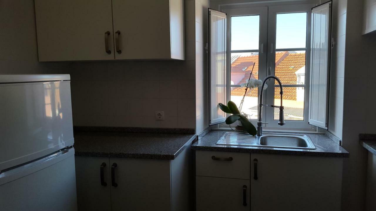 Apartamentos Tejo A Vista Lisboa Eksteriør bilde