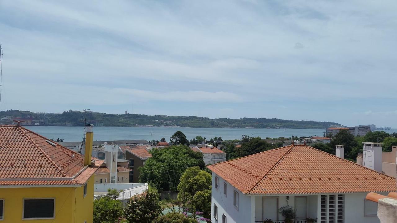Apartamentos Tejo A Vista Lisboa Eksteriør bilde